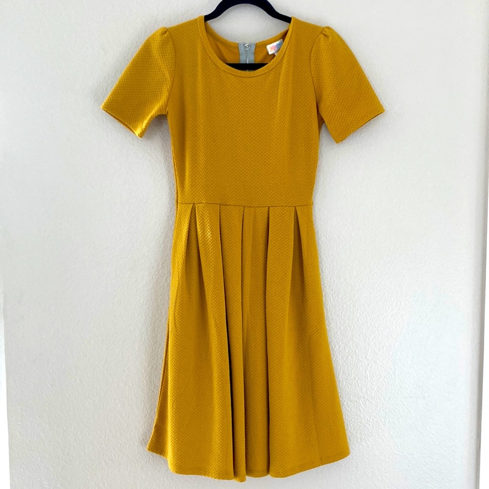 Mustard yellow LulaRoe Amelia Dress with Pockets S